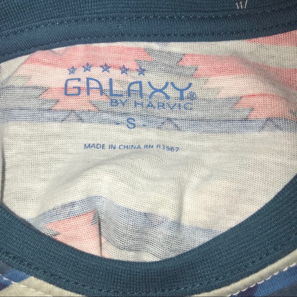 Tribal Print T-Shirt - Picture 3 of 4